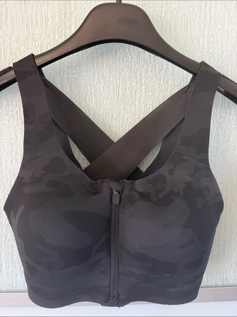 Lululemon Women’s Front-Zip Sports Bra - Black Camo